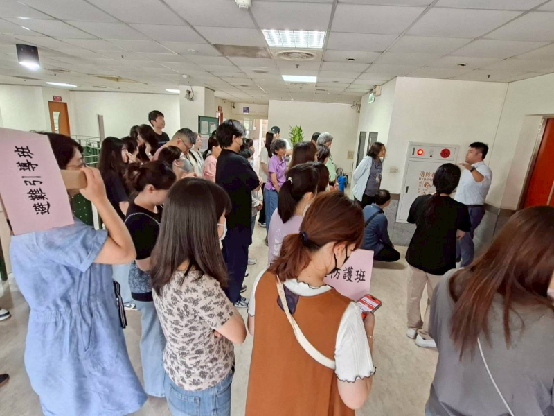 LINE_ALBUM_1150617婦幼館-消防演練_260618_75.jpg